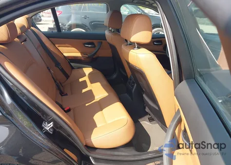 2010 BMW 328I xDrive z USA, uszkodzony, nr VIN WBAPK5C53AA653556